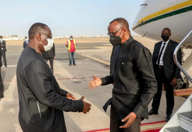 Deuxième visite en moins de 2 mois: les raisons de la venue de Paul Kagamé à Dakar Deuxième visite en moins de 2 mois: les raisons de la venue de Paul Kagamé à Dakar