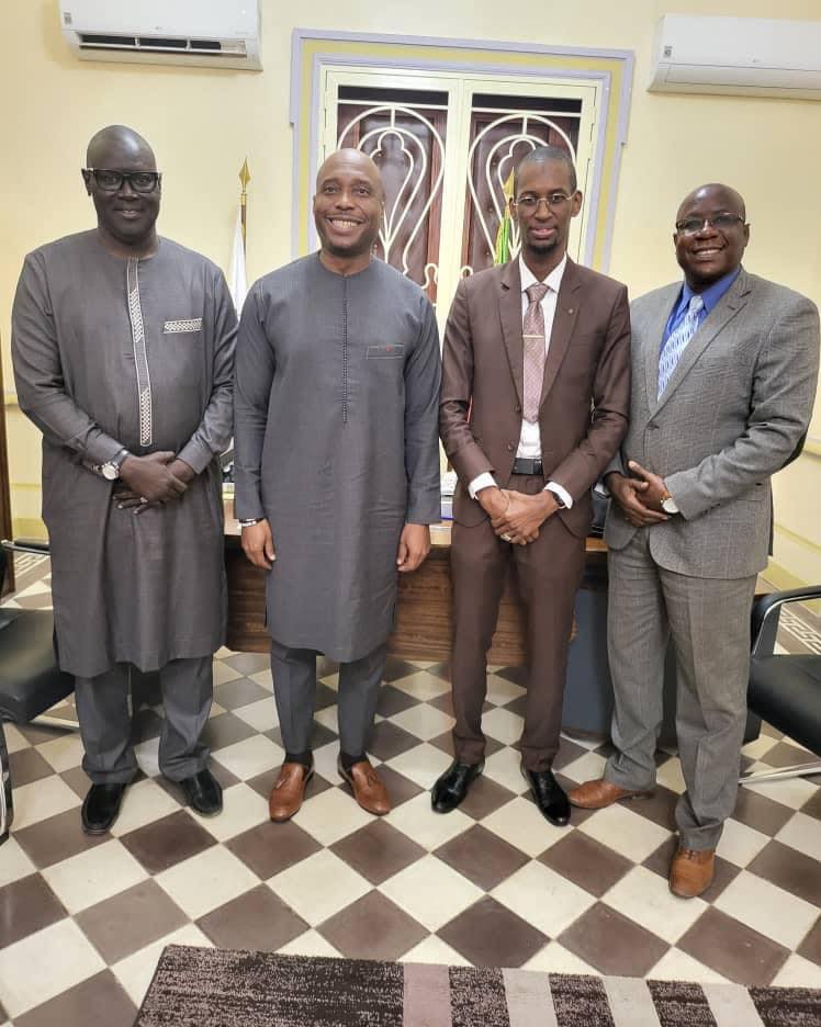 Le Capitaine Touré nommé Conseiller Technique en charge de la sécurité de la ville de Dakar (Photos) Le Capitaine Touré nommé Conseiller Technique en charge de la sécurité de la ville de Dakar (Photos)