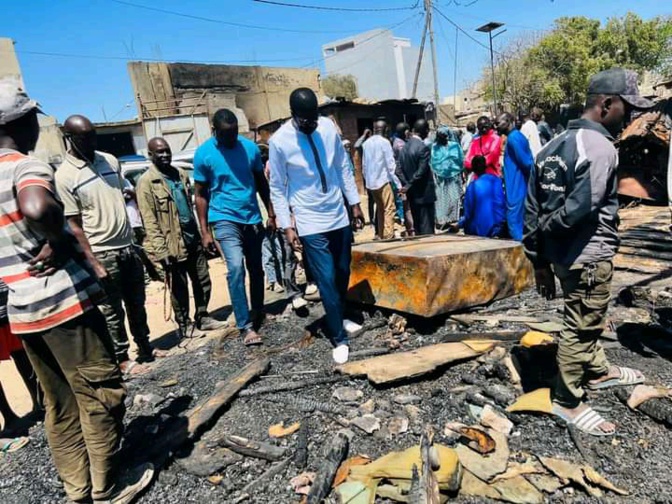 Violent incendie à Pikine Djeddah Thiaroye Kao : D'énormes dégâts notés à côté du marché Peund dans la nuit du 25 avril 2022