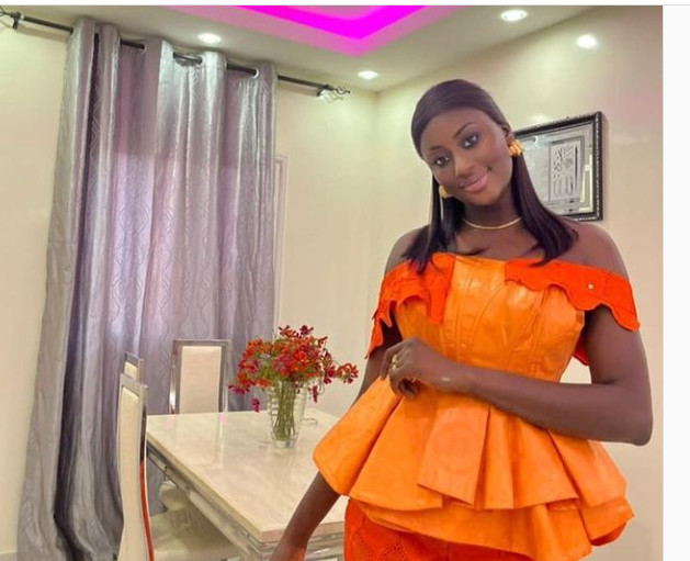 Korité 2022: L'actrice Arame Paye se dévoile dans une magnifique "Taille basse" (Photos) Korité 2022: L'actrice Arame Paye se dévoile dans une magnifique "Taille basse" (Photos)