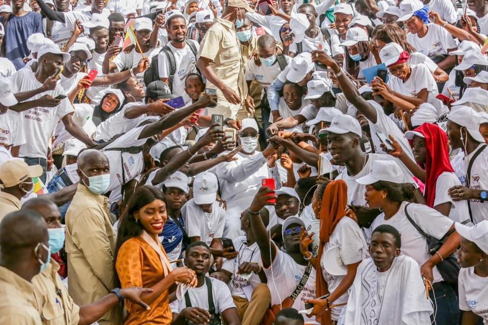 « JE ME FERAI TOUJOURS LE DEVOIR DE MOBILISER LA SOLIDARITÉ NATIONALE POUR AIDER LES MOINS FAVORISÉS À DESSERRER L’ÉTAU DE LA SOLITUDE » SEM MACKY SALL, PRÉSIDENT DE LA RÉPUBLIQUE DU SÉNÉGAL