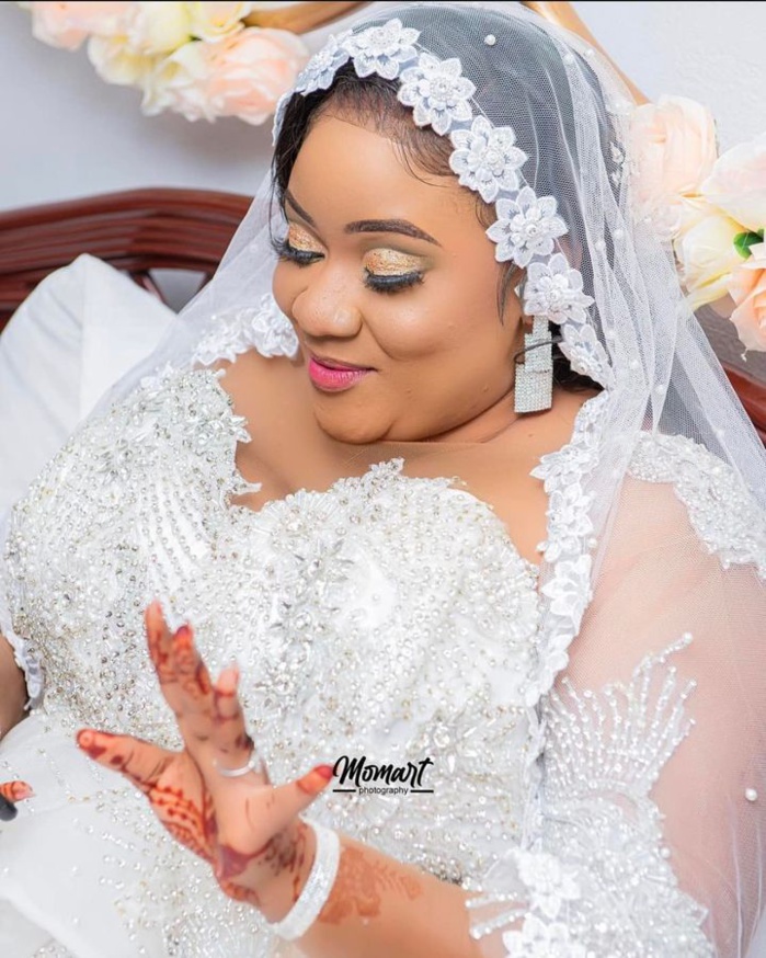 Karima Sow, l'epouse de Malick Ndoye de Seneweb révèle: "Tout commença par un hello, dang ma nekh de la part de jeune thiof..." Karima Sow, l'epouse de Malick Ndoye de Seneweb révèle: "Tout commença par un hello, dang ma nekh de la part de jeune thiof..."