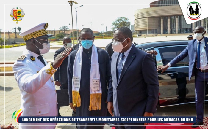 Photos/ Rnu: Le Président de la République, Macky Sall, lors du lancement des opérations de transferts monétaires exceptionnels