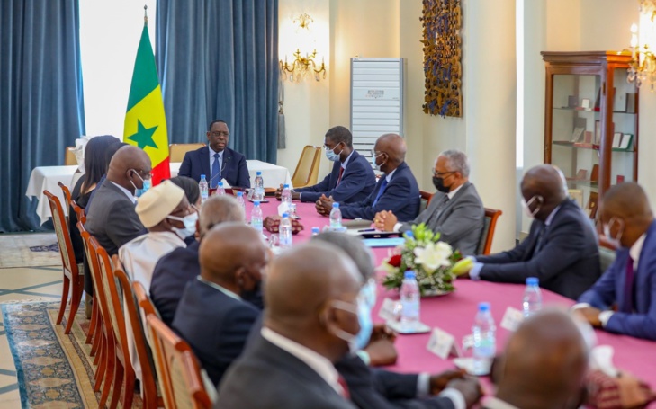 Photos/ OFNAC : Les rapports 2019, 2020 et 2021, remis au Président de la République, Macky Sall, cet après-midi