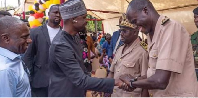 Ziguinchor : Le maire Ousmane Sonko à l'inauguration de la station-service Omega Petroleum, située au centre-ville