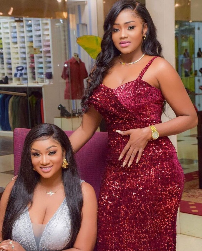 Fama Thioune et Adja Astou en toute complicité (Photos) Fama Thioune et Adja Astou en toute complicité (Photos)