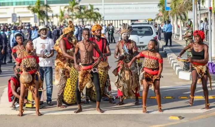 Photos : L'arrivée du Président Macky Sall en Angola