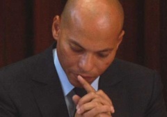 Karim Wade aux juges de la Crei: "Je ne réponds à aucune de vos questions, et ne peux participer à une parodie de justice"