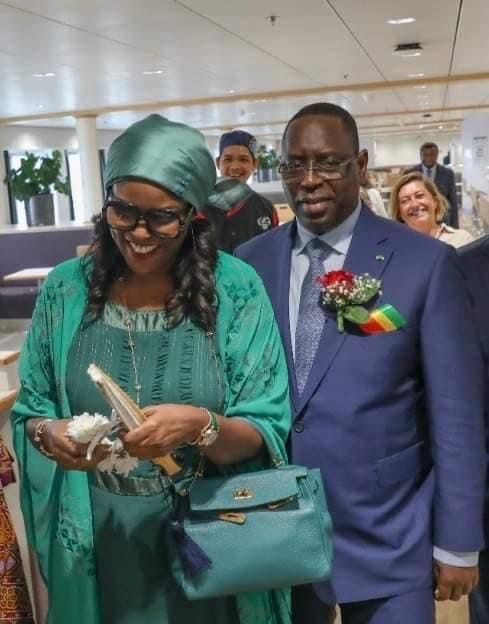 En images, la Première Dame et le Président Macky Sall en toute complicité En images, la Première Dame et le Président Macky Sall en toute complicité