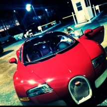 Justin Bieber : le producteur de Nicki Minaj lui offre une Bugatti d’une valeur de 2 millions de dollars !