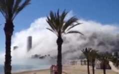 Vidéo: Un nuage géant débarque de nulle part, et provoque une grosse panique en Espagne