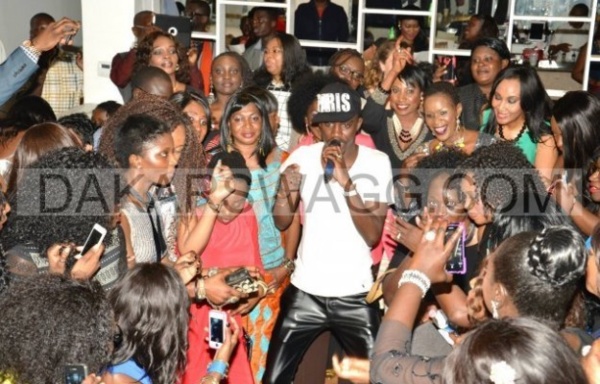 (4) Revivez les images de la soirée de Waly Seck à Baltimore…