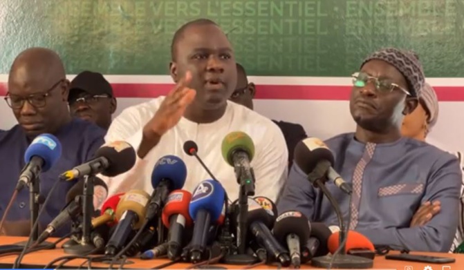 Leur coalition face à la presse : Yewwi Askan Wi maintient son rassemblement pacifique à la Place de la Nation et à Ziguinchor Leur coalition face à la presse : Yewwi Askan Wi maintient son rassemblement pacifique à la Place de la Nation et à Ziguinchor