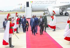 AFRICA CEO FORUM: Macky Sall accueilli à Abidian AFRICA CEO FORUM: Macky Sall accueilli à Abidian