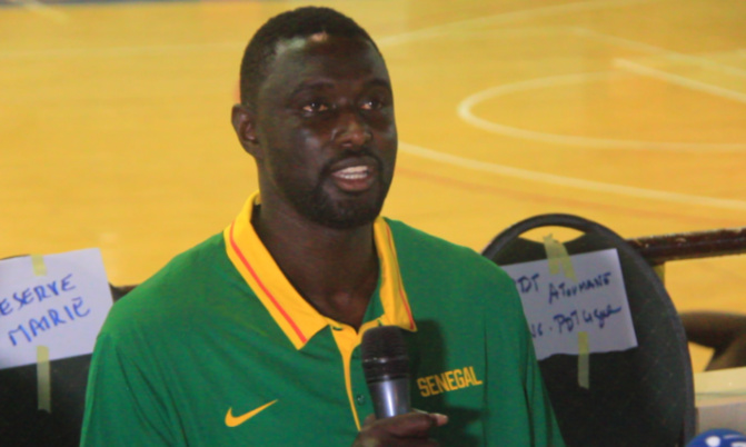Eliminatoires du Mondial de Basket 2023 : Boniface Ndong sélectionne 18 joueurs