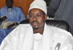 Serigne Moustapha Bara Falilou et Serigne Bass Abdou Khadre renouvellent  leur "kolëré" à Jamra et saluent la constance de son combat