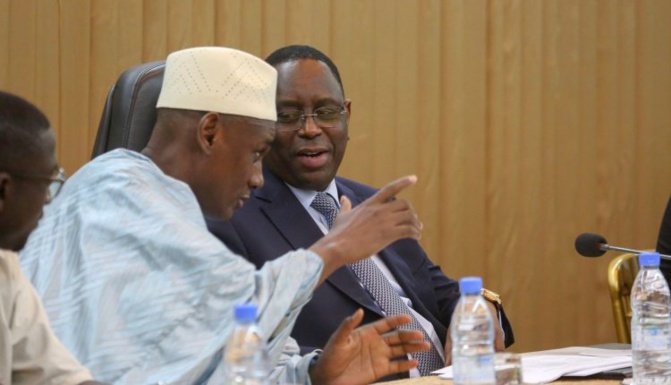 AUDIENCE AVEC DES MILITANTS DE RANEROU – Macky Sall adoube Amadou Dawa Diallo et mise sur le Ferlo pour combler d’éventuels gaps