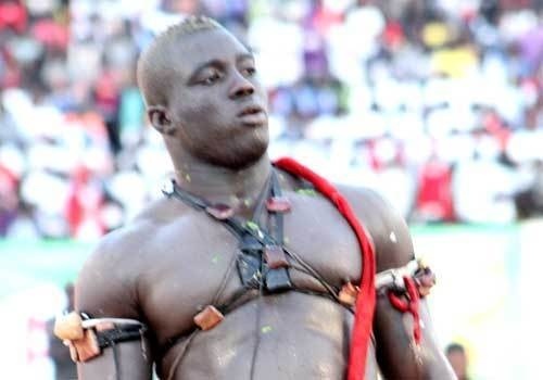 Vidéos - Sa Thiès se débarrasse facilement de Jordan; Yékini Jr vient à bout de Modou Anta