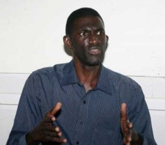 Ansoumana Dione s'exile en Gambie 