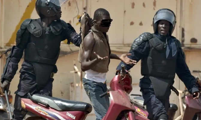 Pikine - après avoir dépouillé 17 millions à un commerçant La police freine la bande des six qui écumait à bord de deux motos