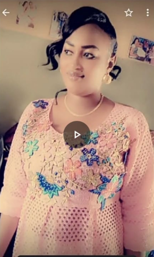 AVIS DE RECHERCHE SUR ELLE