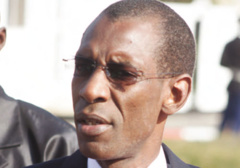 Audio - Forcing du pouvoir à Ogo, l'opposition en colère