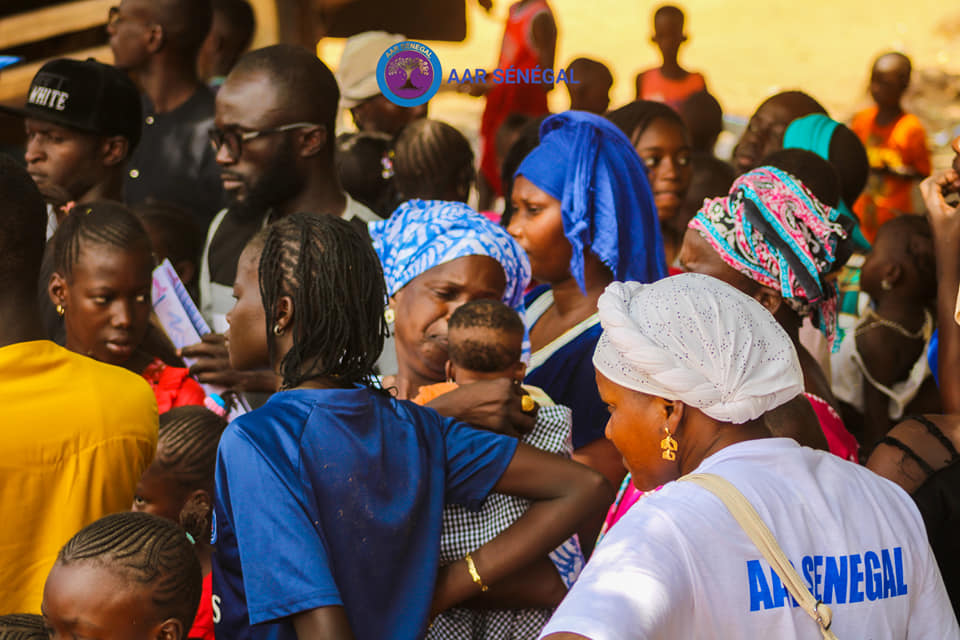 Législatives 2022 : visite de proximité de Aar Sénégal dans la Saafène avec Dr. Abdourahmane Diouf (Photos) Législatives 2022 : visite de proximité de Aar Sénégal dans la Saafène avec Dr. Abdourahmane Diouf (Photos)