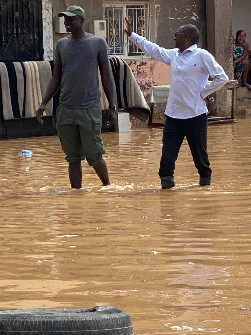 Evacuation des eaux pluviales à Ouakam : Le Maire Abdoul Aziz Guèye à pied d'œuvre