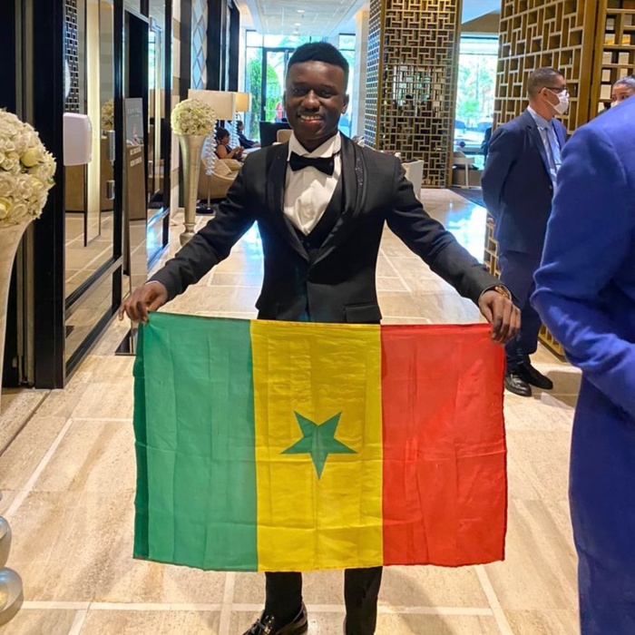 Pape Ousmane Sakho remporte le prix du plus beau but de l’année ! #CAFAwards2022