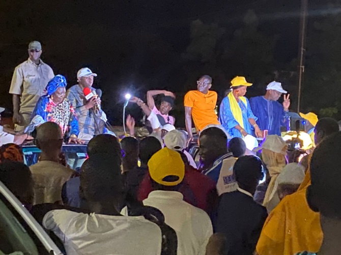 J12 - Tournée nationale de la Grande Coalition Wallu Sénégal. : Dahra Jolof - Linguère – Barkédji à bras ouverts