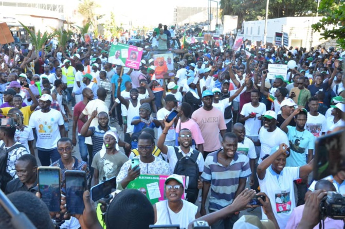 Caravane de la coalition Yewwi Askan Wi à Dakar : Barthélémy Dias tacle Bamba Fall à la Médina