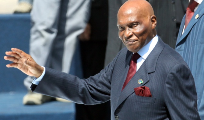AIBD : L'ancien Président, Me Abdoulaye Wade, est bien arrivé à Dakar