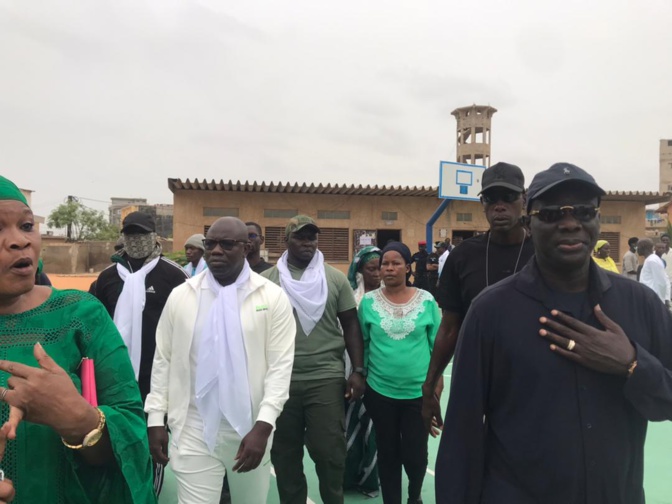 Ahmed Aïdara : « Venez voter massivement pour empêcher le Président Macky Sall d'avoir un 3e mandat » Ahmed Aïdara : « Venez voter massivement pour empêcher le Président Macky Sall d'avoir un 3e mandat »