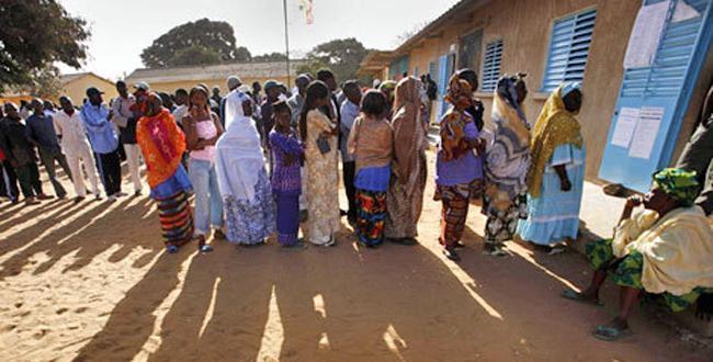 Législatives 2022 à Patte d’Oie : Une forte affluence des femmes notée
