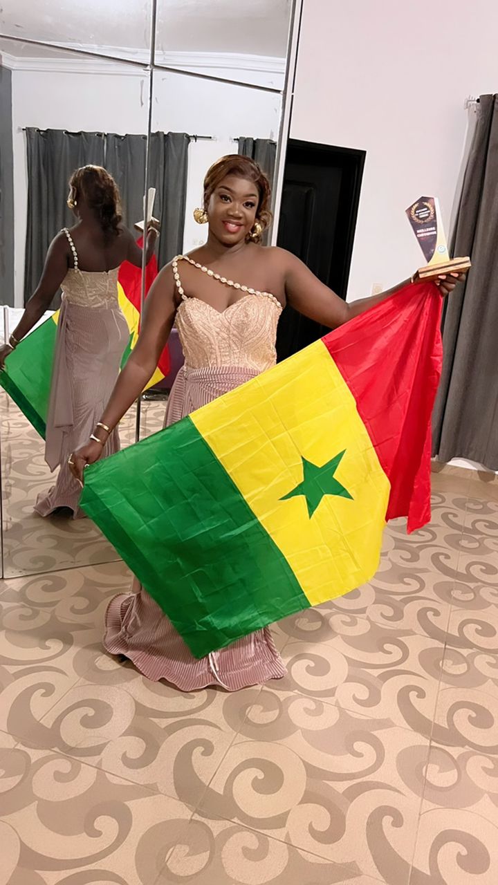 Photos / Meilleure chroniqueuse: L’animatrice Sophia Thiam de la 2stv distinguée au Togo
