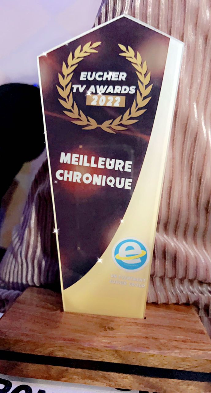 Photos / Meilleure chroniqueuse: L’animatrice Sophia Thiam de la 2stv distinguée au Togo