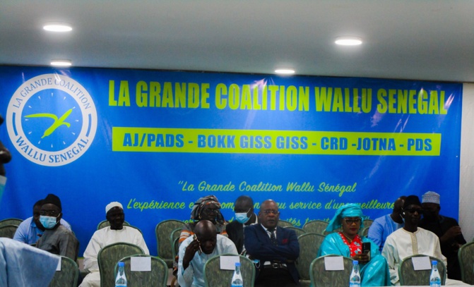 Wallu Sénégal affute les armes : la Grande Coalition sera en conclave avec l’ensemble de ses députés nouvellement élus Wallu Sénégal affute les armes : la Grande Coalition sera en conclave avec l’ensemble de ses députés nouvellement élus