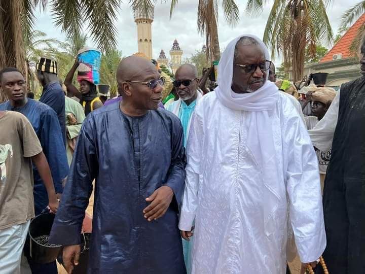 Photos : Serigne Mourtada Mom Serigne Fallou Mbacké rend visite à Serigne Saliou Ndigueul Thioune lors des activités du « Sêk » à Matlaboul Fawzayni