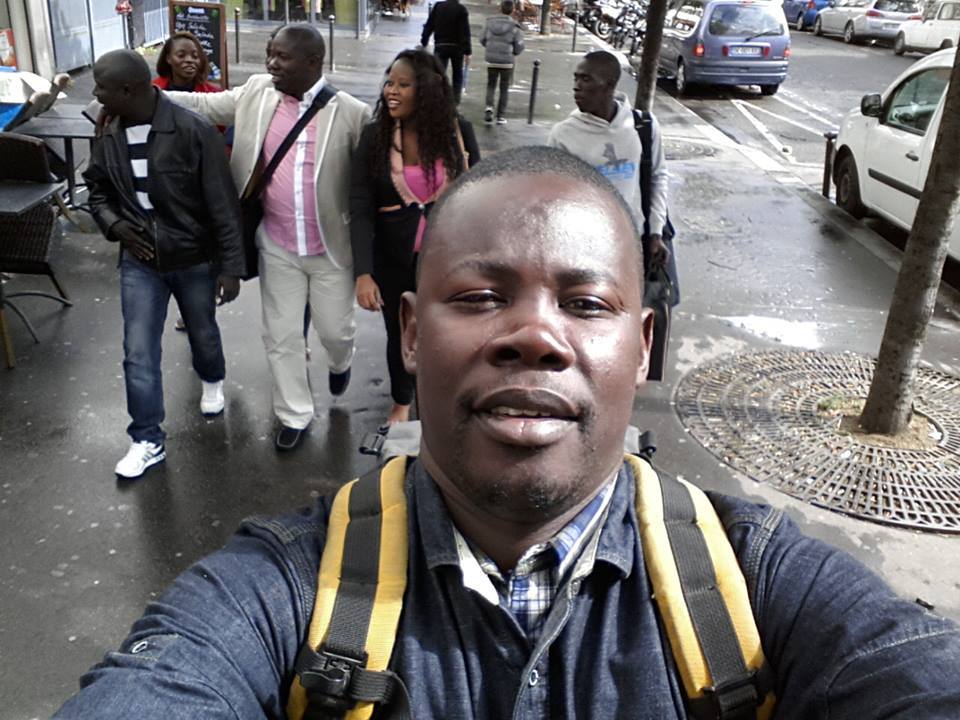 Le selfie de Baba Diaw avec l'équipe de la Sen Tv à Paris 