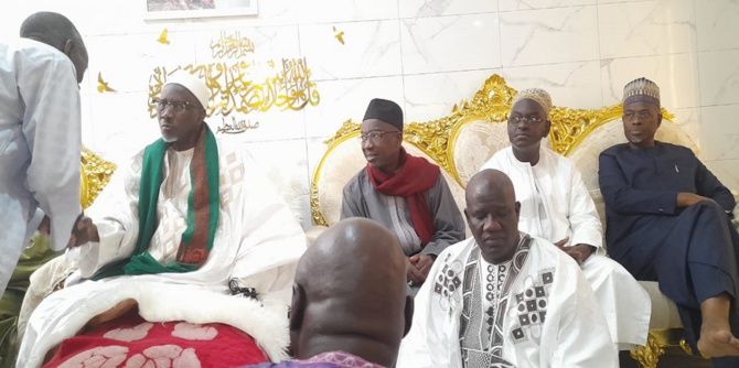 Tournée de remerciements et prières de la grande coalition wallu Sénégal : Les députés reçus par le Khalife Général de Thienaba