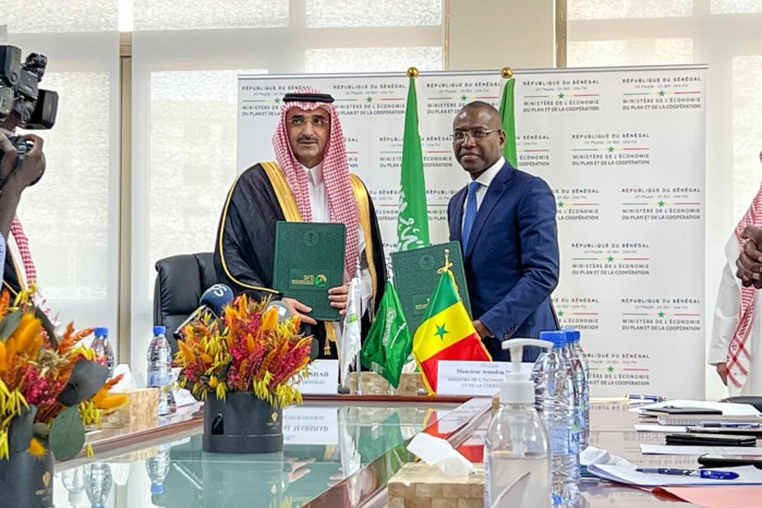 Signature de convention de financement relative au Projet de bitumage de la route Oréfondé-Nguidjilogne: le discours de Amadou Hott