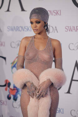 Rihanna n'a plus rien à cacher