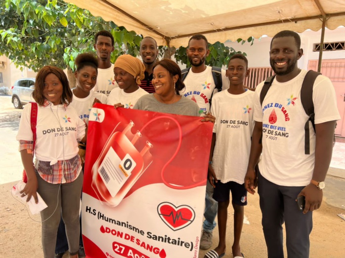 Photos/ Don de sang à Ouest-Foire: Des Humanitaires sanitaires offrent avec générosité des poches de sang au Cnts