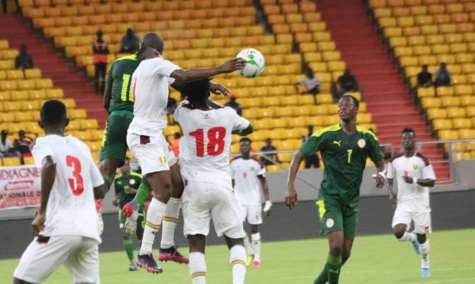 CHAN 2023: Les Lions prennent une chiche option devant la Guinée (1-0, images) CHAN 2023: Les Lions prennent une chiche option devant la Guinée (1-0, images)