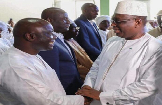 Réunir la famille libérale et raffermir les liens avec Touba : Pourquoi Idrissa Seck est pressenti comme Premier Ministre Réunir la famille libérale et raffermir les liens avec Touba : Pourquoi Idrissa Seck est pressenti comme Premier Ministre