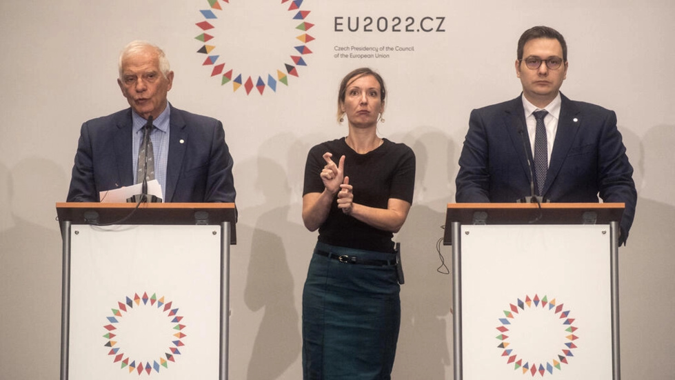 L'UE suspend l'accord de facilitation de la délivrance de visas pour les Russes