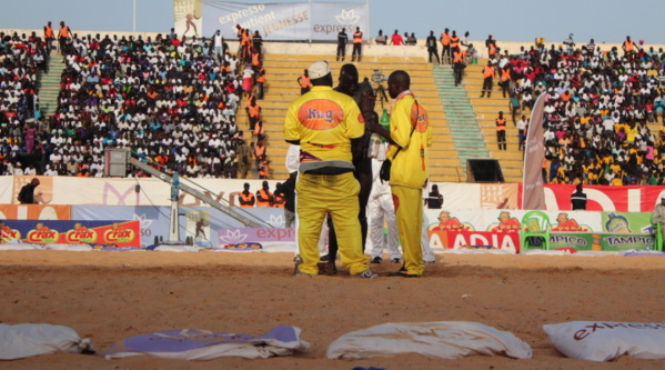 Bombardier vs Balla Gaye 2