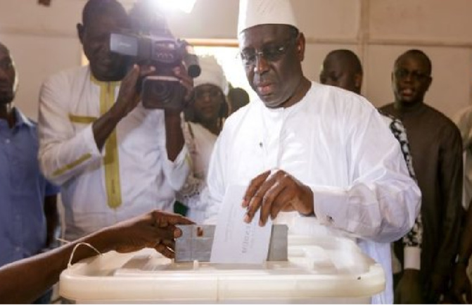 3eme Mandat du Président Macky Sall ; « Une question qui n’a pas été discutée», selon Mor Ngom