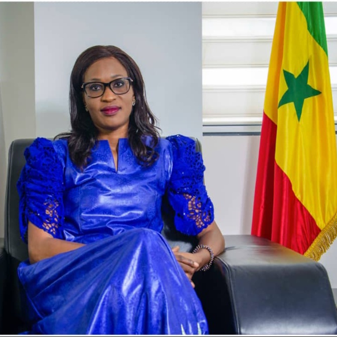 En réalité, qui cherche vaille que vaille à empêcher réellement ce pays de fonctionner ?! (Zahra Iyane THIAM, Ministre)