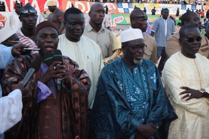 Le père d'Aziz Ndiaye tourne le dos à Balla Gaye 2